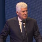 Čović govori na HAZU BiH akademiji