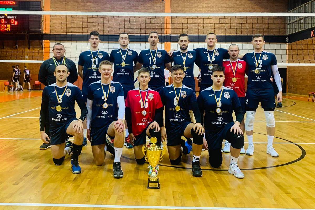 Momčad odbojkaškog kluba iz Domaljevca.