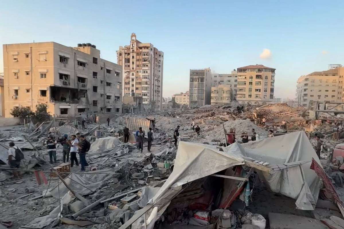 Ruševine ulica u gazi nakon izraelskog raketiranja.