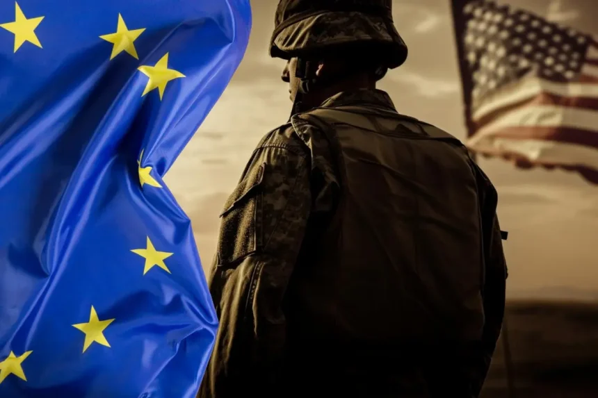 Američki vojnik okrenut leđima uz američku zastavu s desne strane. S lijeve strane u punoj širini slike europska zastava.