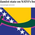 Zastava Bosne i Hrcegovine preko koji je ilustrirana zelena islamska sablja.