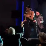 Zdravko mamić ljubi ruku Ceci Ražnjatović