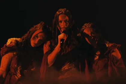 Članice skupine Lelek izvode pjesmu Andromeda na Eurosongu.