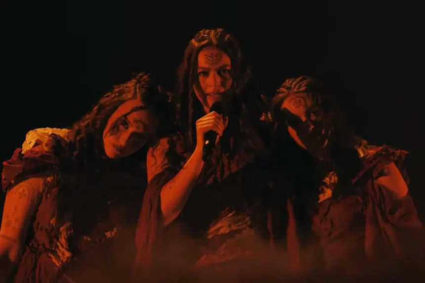 Članice skupine Lelek izvode pjesmu Andromeda na Eurosongu.