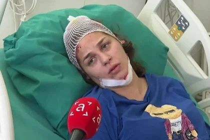 Anja Ljubojević u bolničkom krevetu nakon prometne nezgode.