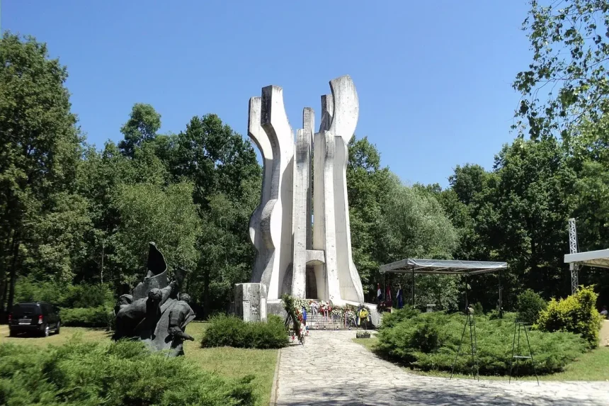 Brezovica, spomenik