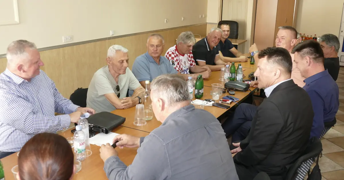 Županijski odbor HDZ 1990 na sastanku s Zdenkom Lučićem