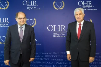 Christian Schmidt i Dragan Čović na prvom susretu u OHR-u